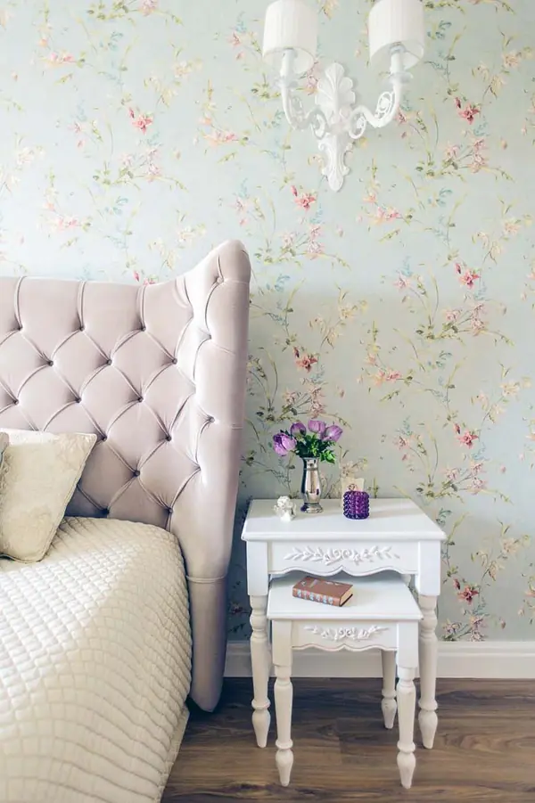 Туман недвижим голубой