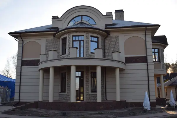 Парковая фасад