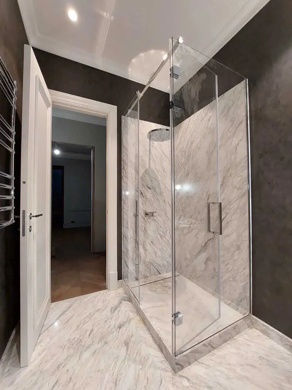 Душевая кабина/ванная комната