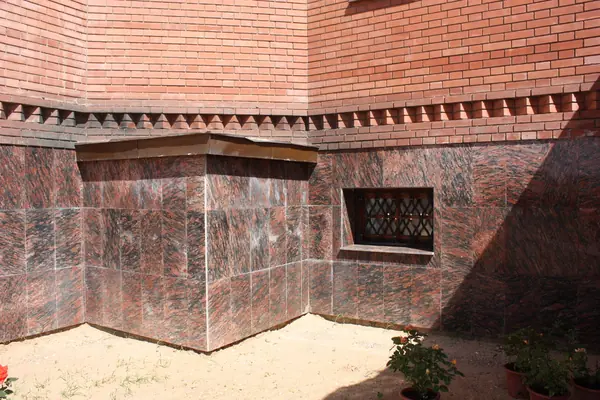 Иконостас в храме Пирогово.Московская область.