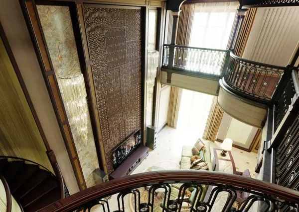 Интерьер гостиной в частном доме от Mirt