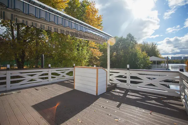 Дебаркадер дача