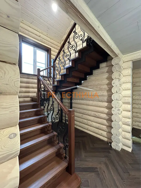 Лестница на второй этаж Тандем-34