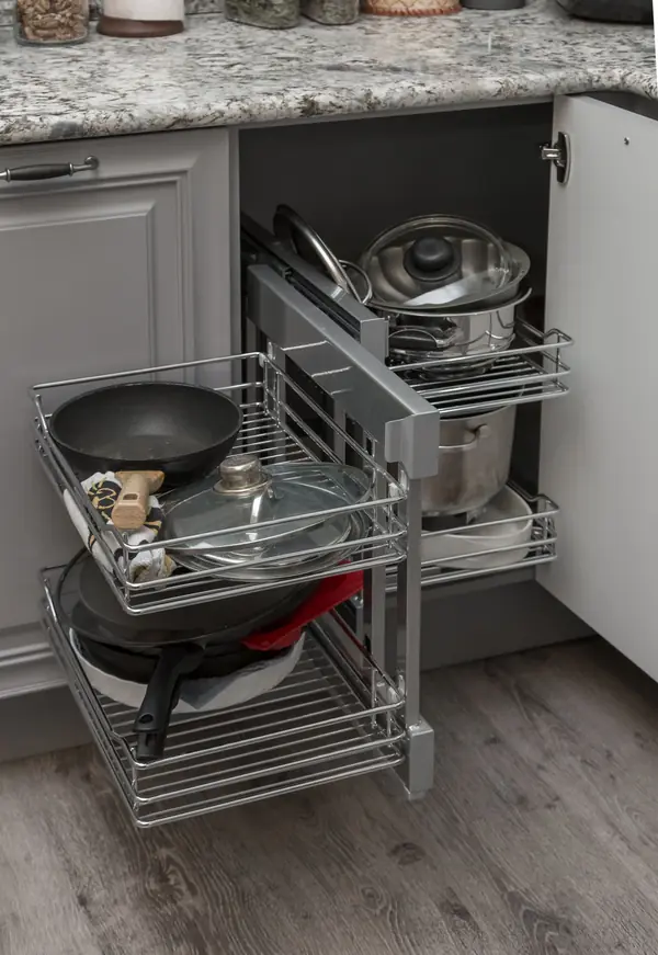 Классическая кухня для старого фонда Санкт-Петербурга