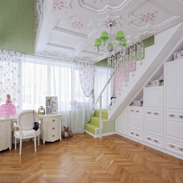 Дом со штучным паркетом