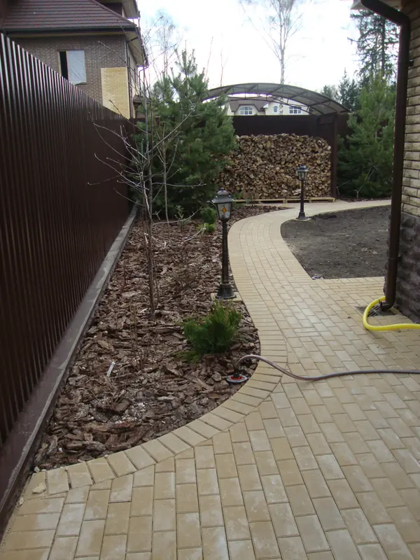 Дизайн и оформление клумб и цветников