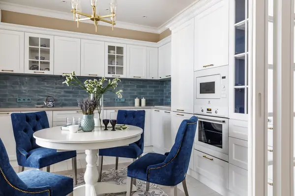 Фото реализованного проекта - Квартира для мамы.