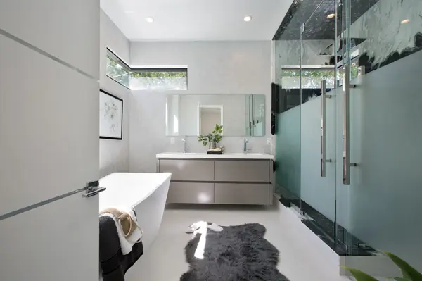 Современная дом в Лос-Анжелесе, район Студио Сити