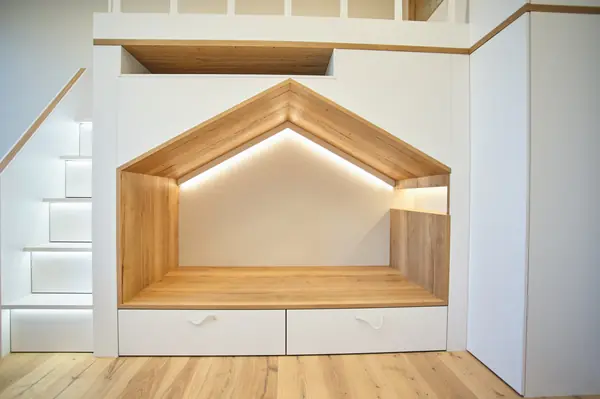 Видео: Мебель для детской комнаты от raumplus в интерьере квартиры ЖК Сколково