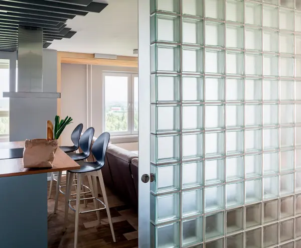 Вид на кухню