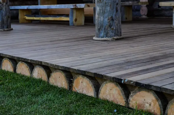 Избушка на опушке