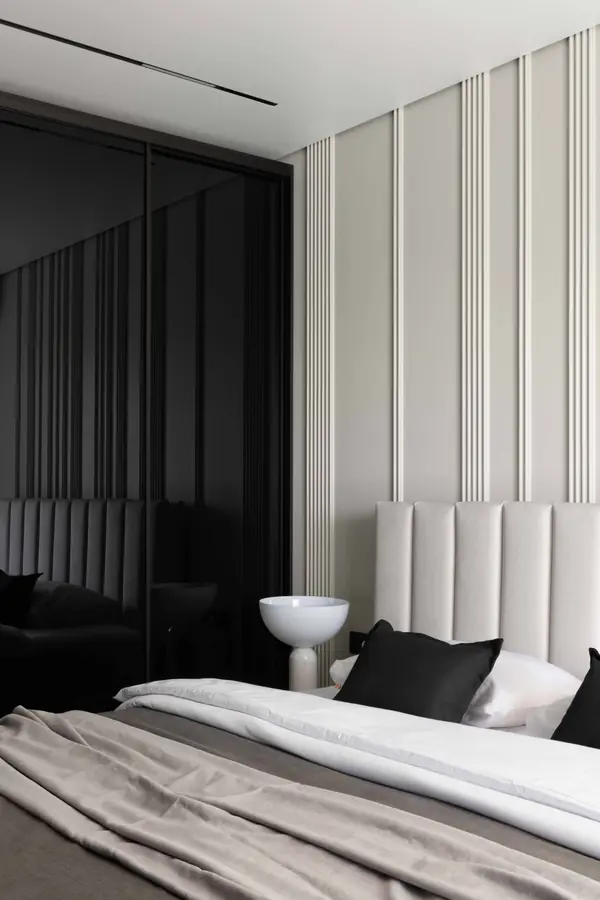 черно-белое