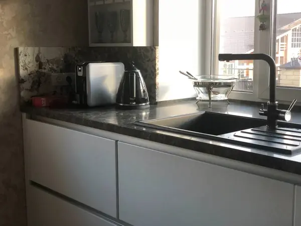 Камень в интерьере для кухни в стиле Лофт