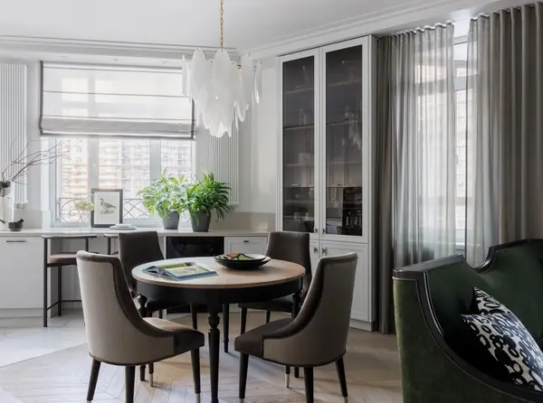 Пространство, где свет и функциональность соединяются.