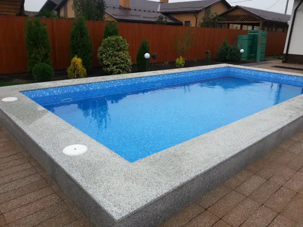 Облицовка бассейнов натуральным гранитом