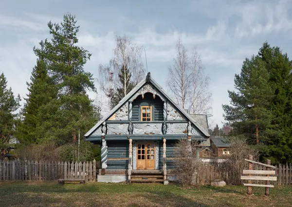 Деревня  Мандроги