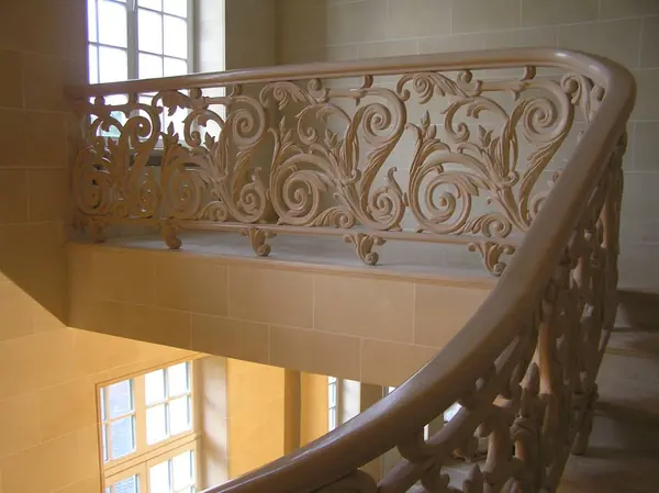 Лестница из искусственного камня