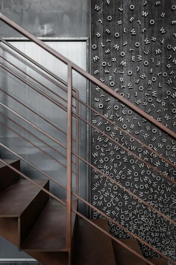 Follower | Restaurant & Bar