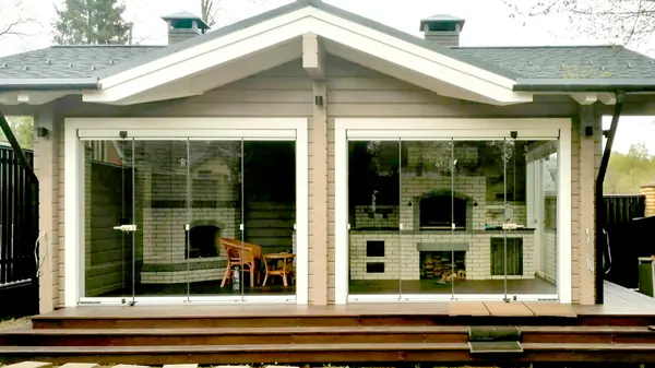 Гриль-домик с раздвижным остеклением