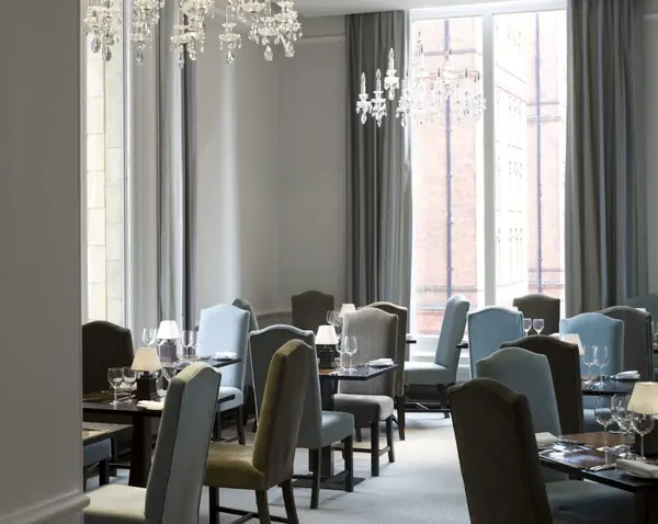 Светильники WINDFALL в Royal Albert Hall