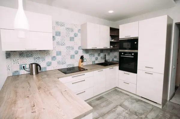 Белый бетон - Дуб Хафельланд