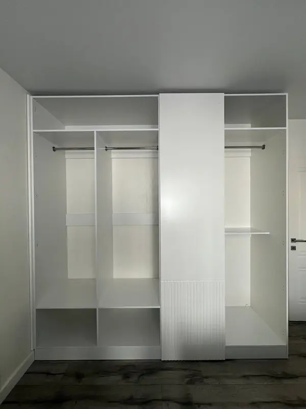 Стильный шкаф (сборка в деталях)