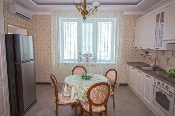 Текстильное оформление частного коттеджа в п. Знаменский