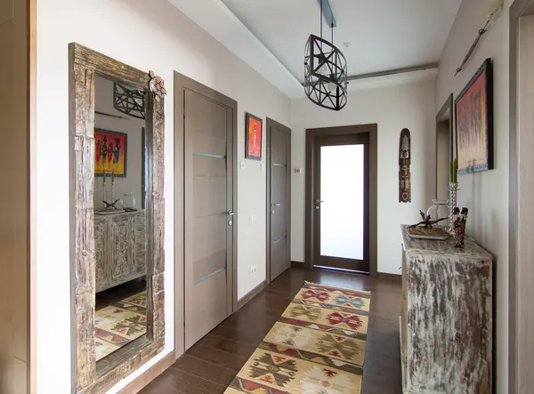 Квартира путешественницы | Traveller's nest