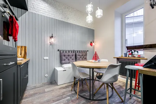 Просторная кухня в стиле лофт