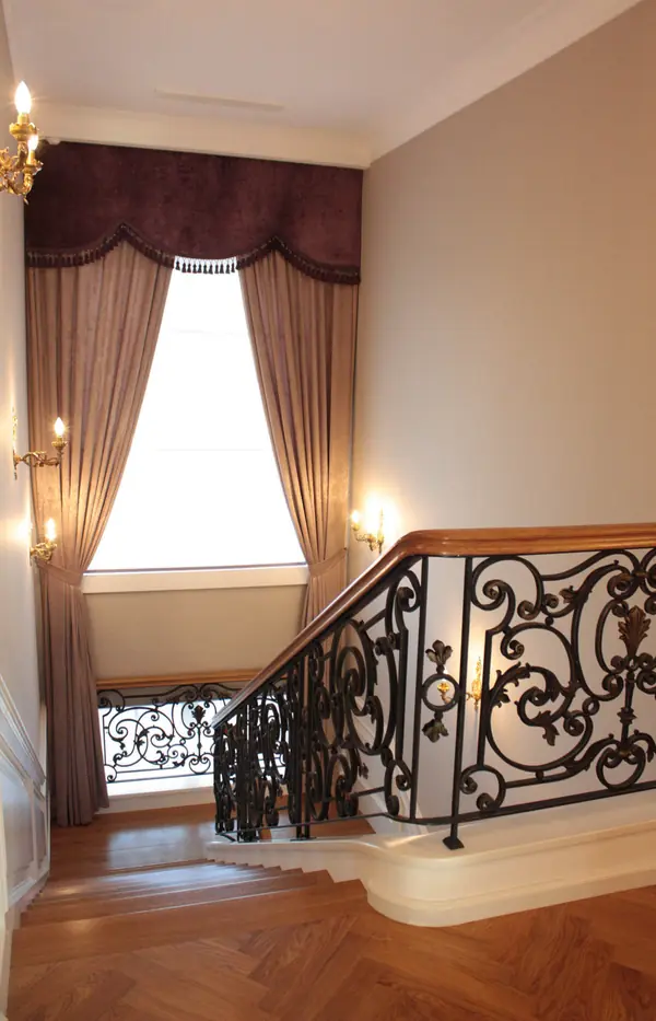 Recreating the Interior of the Chekhov’s Period in a Suburban Residence