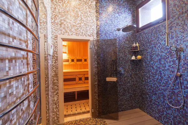 Пирамида - дом по Новорижскому шоссе