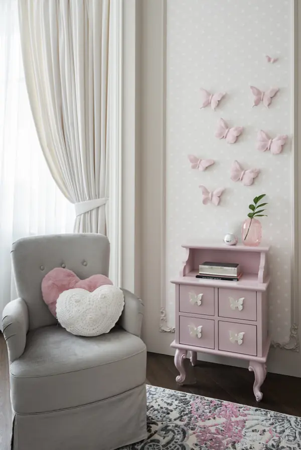 КВАРТИРА В САНКТ-ПЕТЕРБУРГЕ 150 м.кв.