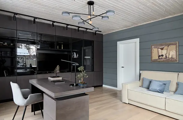 Современный загородный дом для большой семьи