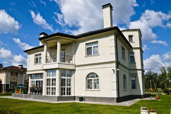 Реализованный проект дома в классическом стиле "Покровское"