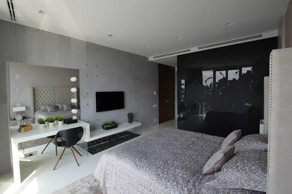 Умная квартира на цветном