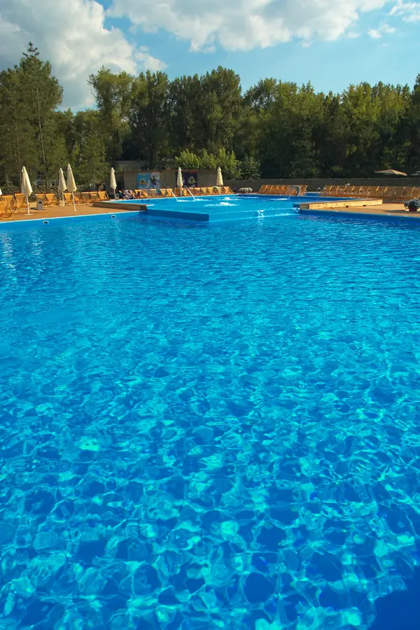 Бассейны уличные