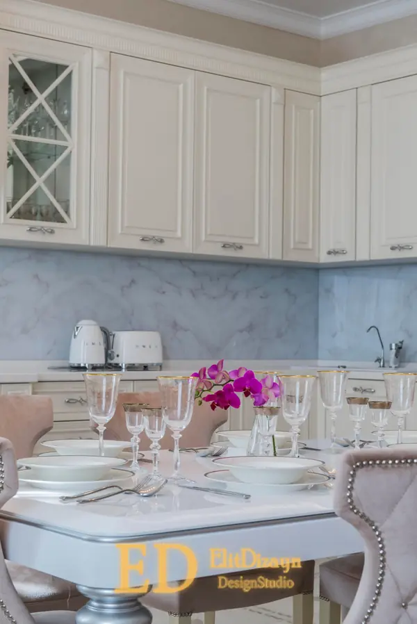 Квартира неоклассика - 3 (кухня)