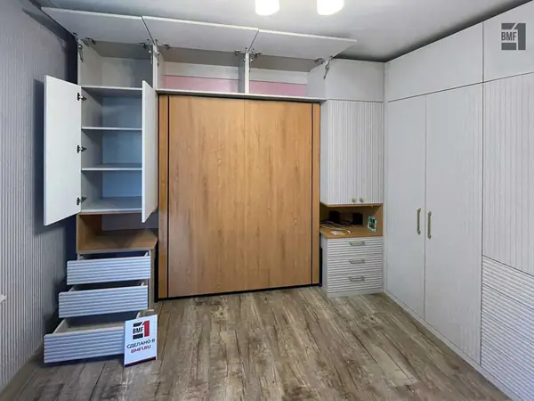 Мебельный комплекс для комнаты подростка