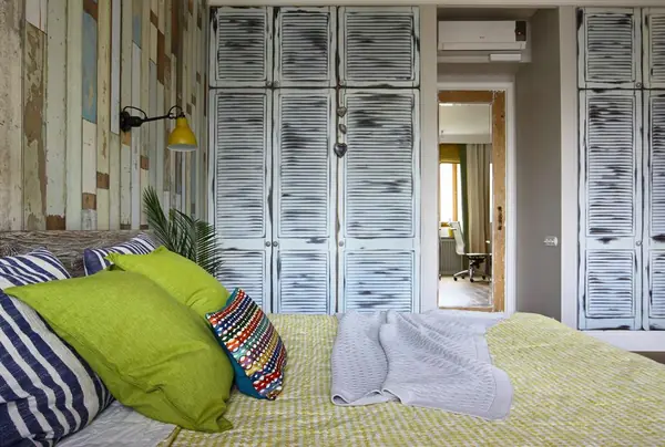 КВАРТИРА НА ЦВЕТНОМ БУЛЬВАРЕ С БАЛИЙСКИМИ МОТИВАМИ