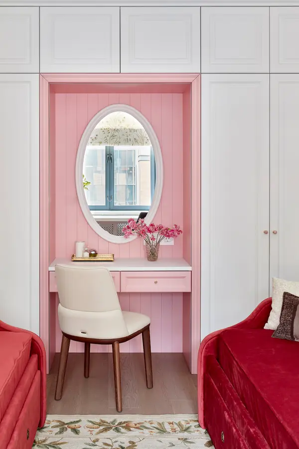 Живописная квартира.