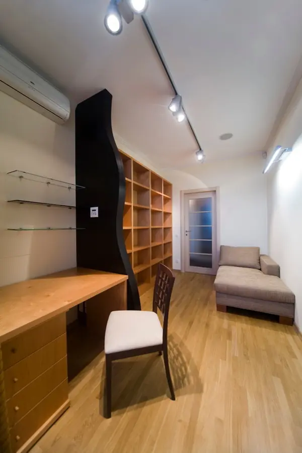 Жилая квартира. г. Киев. "Игра контрастов"