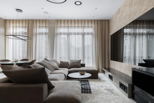 Домашний кинотеатр в гостиной