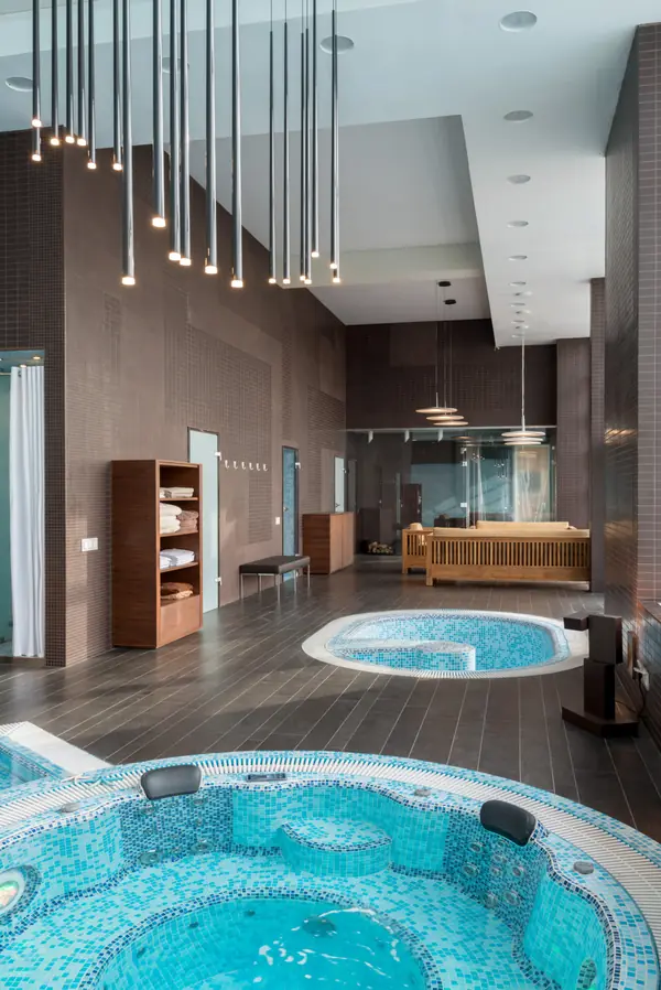 Частный спа-комплекс с бассейном