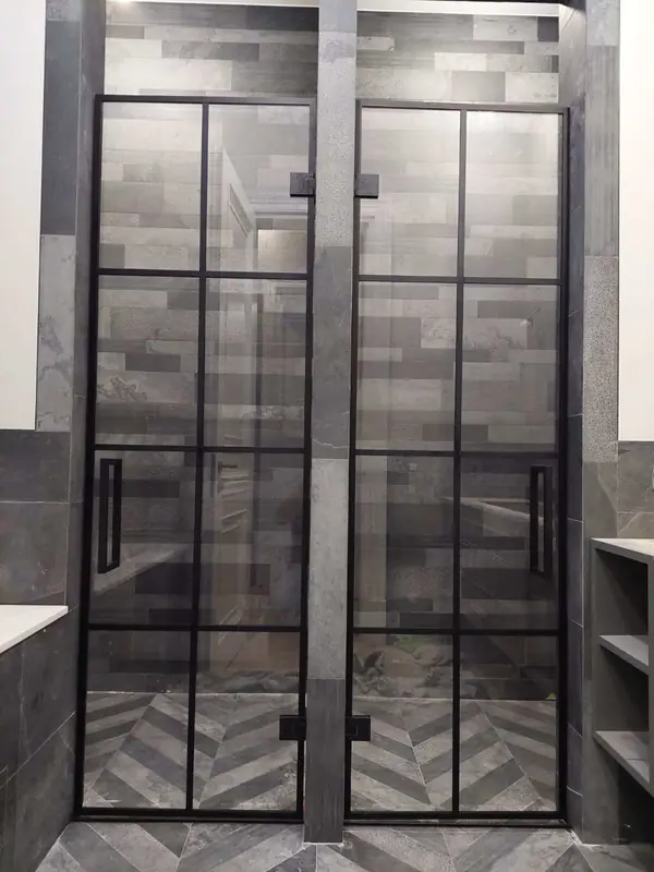 Душевая кабина/ванная комната