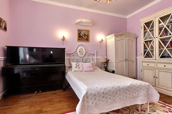 049 Квартира