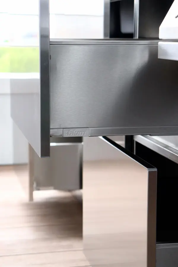 Зона барбекю на открытой террасе на крыше в Москве