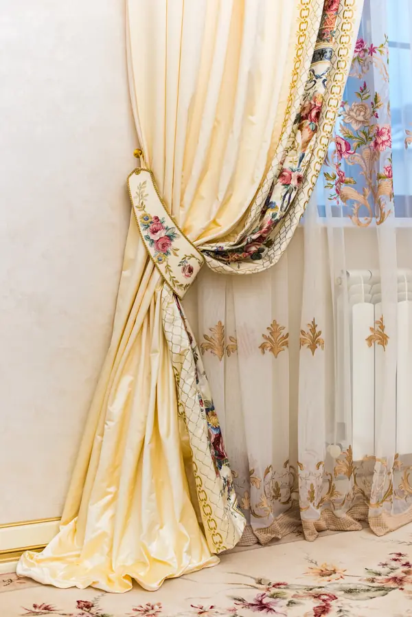 Спальня в классическом стиле