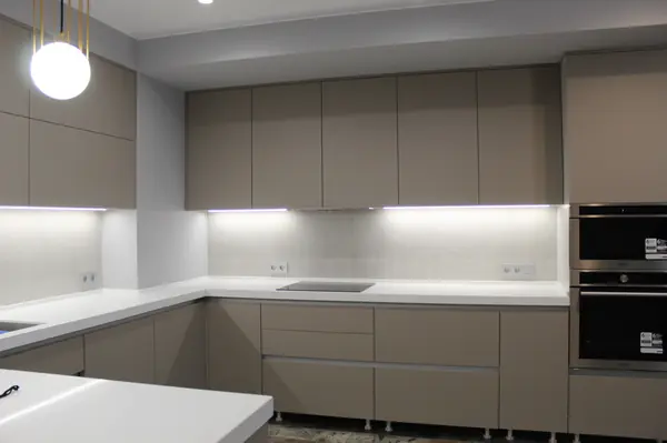 Четырехкомнатная в центре под ключ по дизайн-проекту