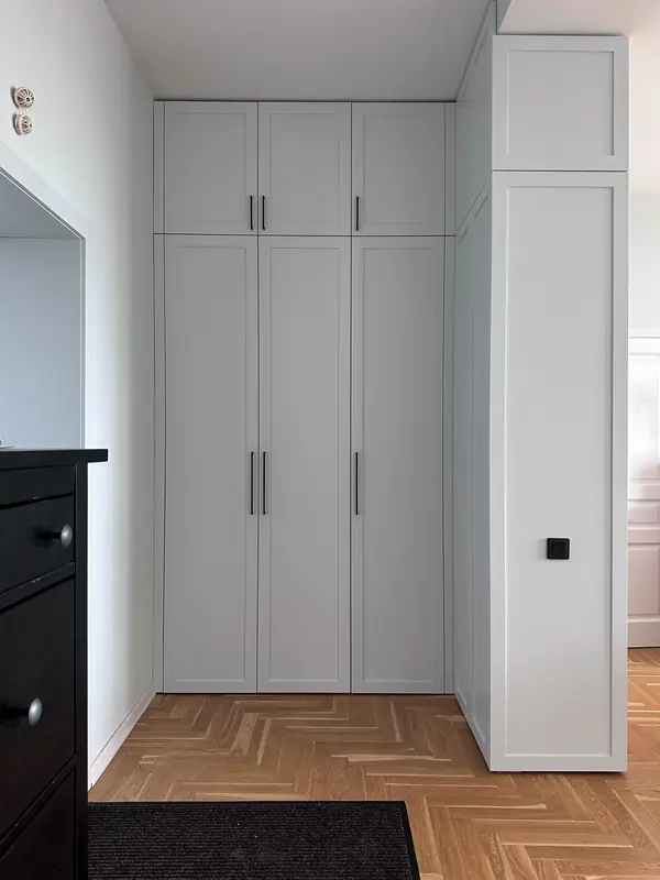 Шкаф в прихожую