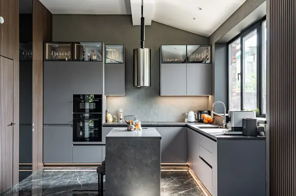 Проект кухни в частном доме